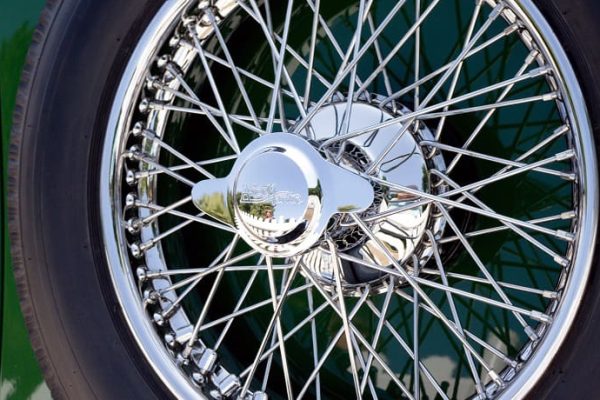 Can You Wax Chrome Wheels? (Helpful Tips)