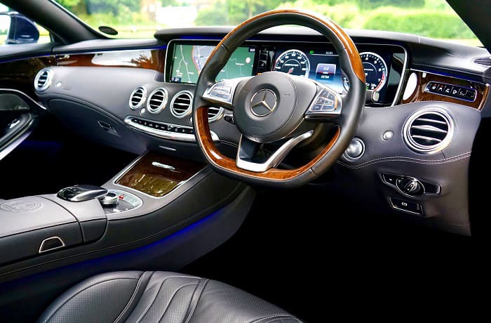 does mercedes use real wood