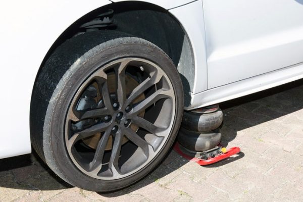 How To Make Wheel Wells Black? (Helpful Tips)