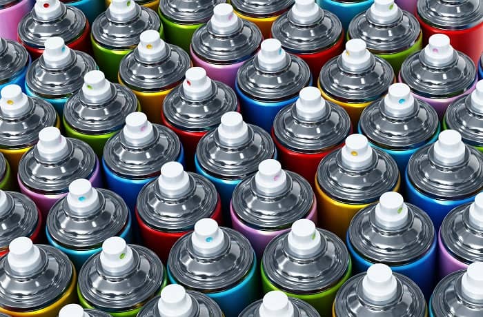 how many spray cans to paint a car