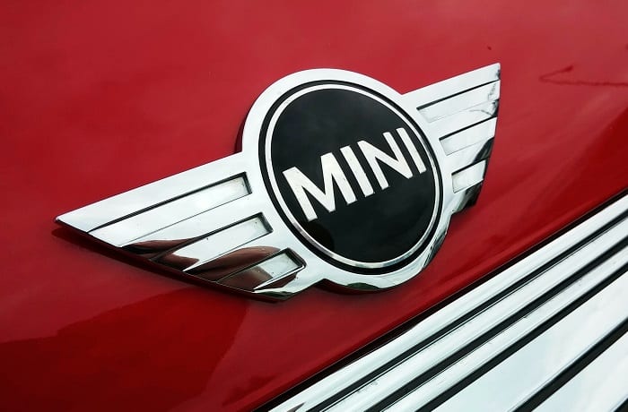 how to reattach car emblem