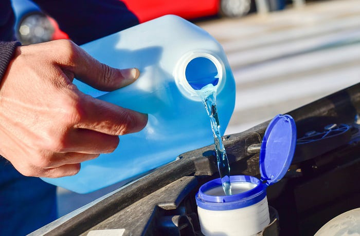 does windshield washer fluid evaporate