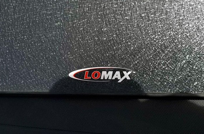 Lomax tonneau cover