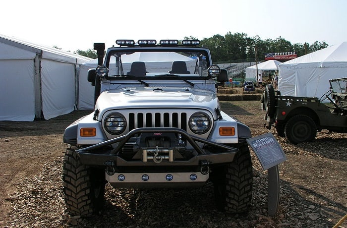 can you put a winch on a stock Jeep bumper