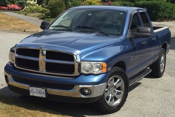 6 Common Dodge Ram Headlight Problems (Explained)
