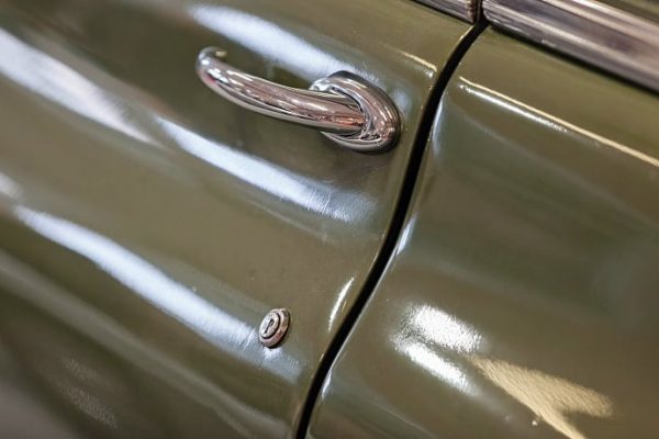 How To Get Orange Peel Out Of Single Stage Paint? (Explained)