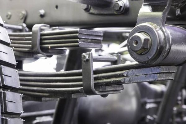 Lowering Leaf Springs Vs. Flip Kit (Compared)