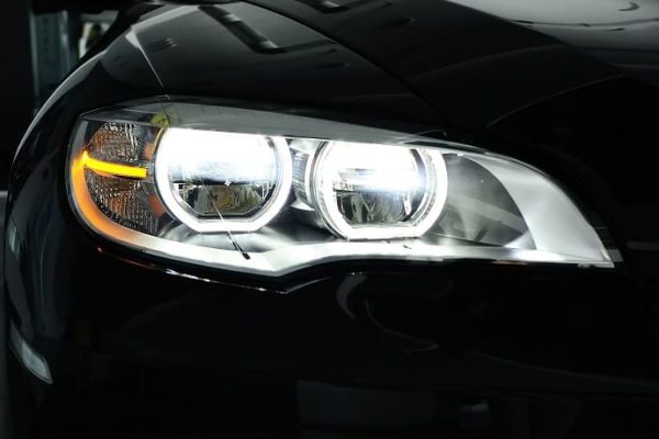 Revitalize Your Headlights: Why 2K Clear Coat Is Your Best Choice