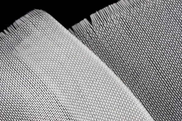 Can You Fiberglass Over Bare Metal? (Explained)