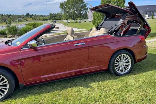 7 Chrysler 200 Hardtop Convertible Problems (Tips For Troubleshooting)