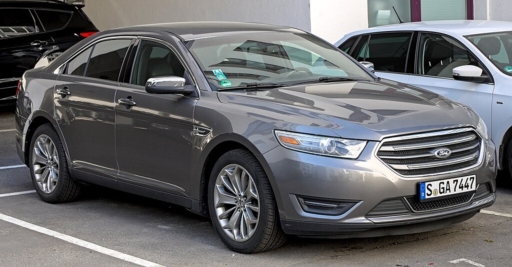 Ford Taurus (2013-2015)