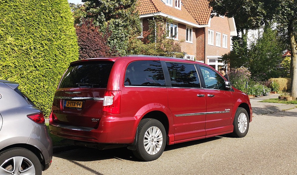 Chrysler Town and Country