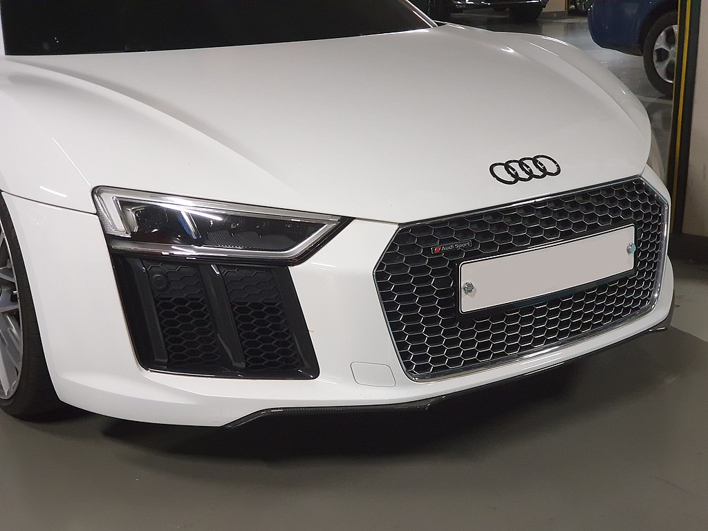 Audi R8 V10 Type 4S Ibis White