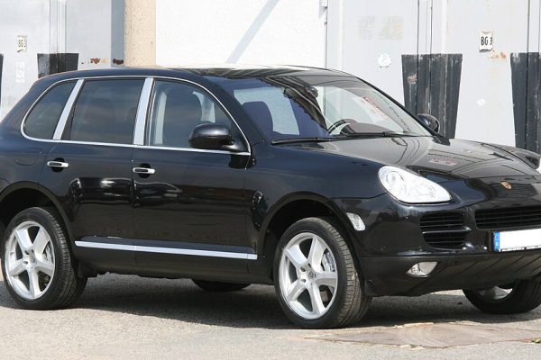 Porsche Cayenne Coolant Leak (Troubleshooting Guide)