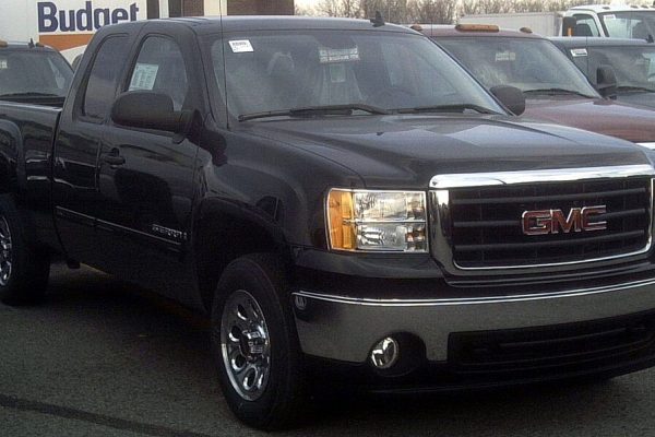 GMC Sierra Fuel Gauge Not Working Properly (Troubleshooting Guide)