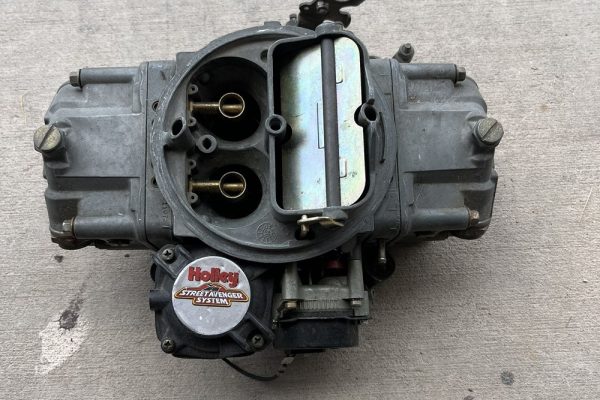 9 Holley 670 Street Avenger Problems (Troubleshooting Guide)