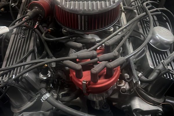 5 Edelbrock Pro-Flo 4 Problems (Troubleshooting Guide)
