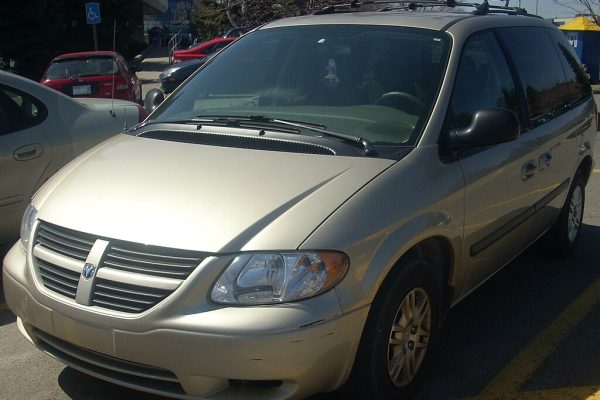 4 Dodge Caravan Liftgate Problems (Troubleshooting Guide)