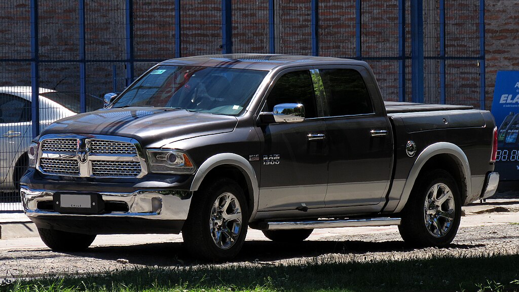 Ram 1500 Hemi Laramie 2014