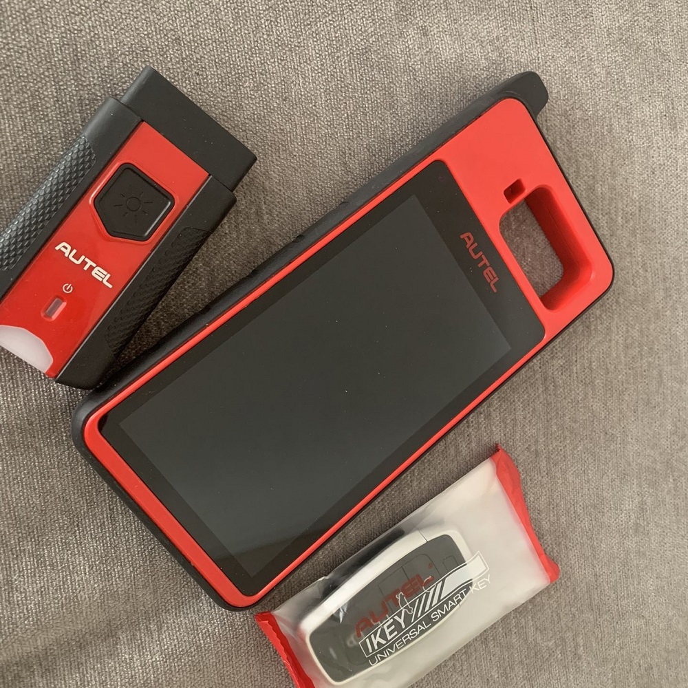 Autel KM100