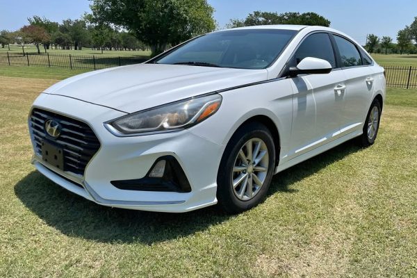 Hyundai White Paint Peeling: What’s Really Behind the Flaking Finish