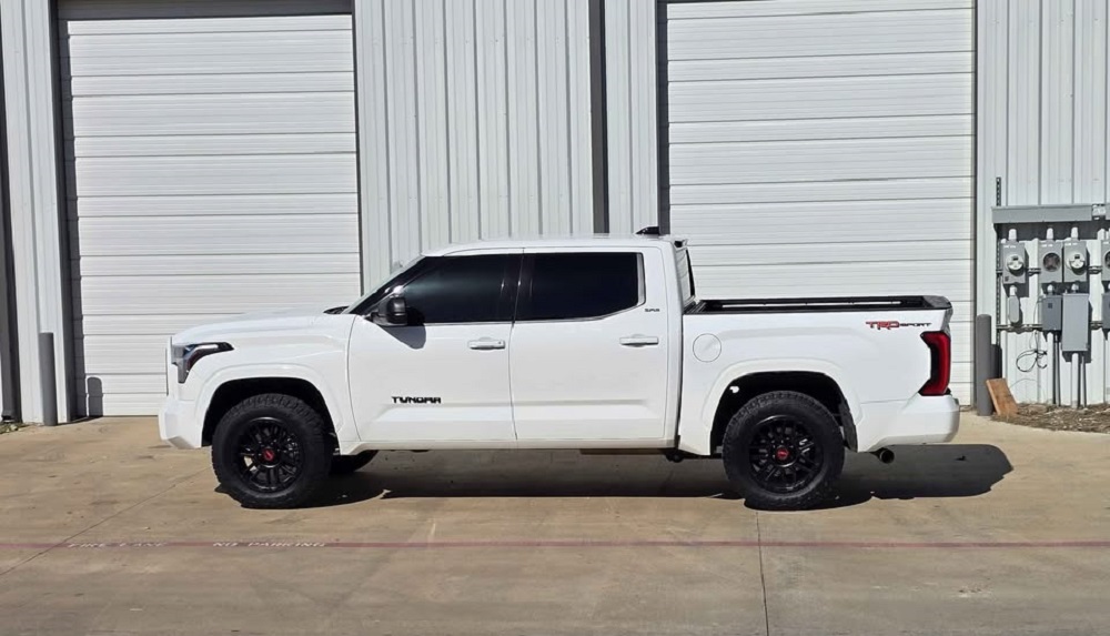 2022 Toyota Tundra CrewMax SR5