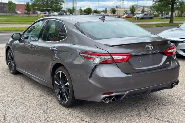 Toyota Camry Engine Problems: Oil Burning, Overheating & What Actually Fails