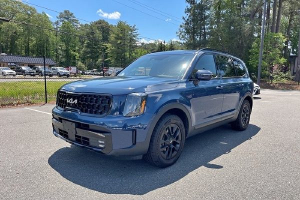 Kia Telluride Tow Package: What It Pulls & What Pushes It Too Far