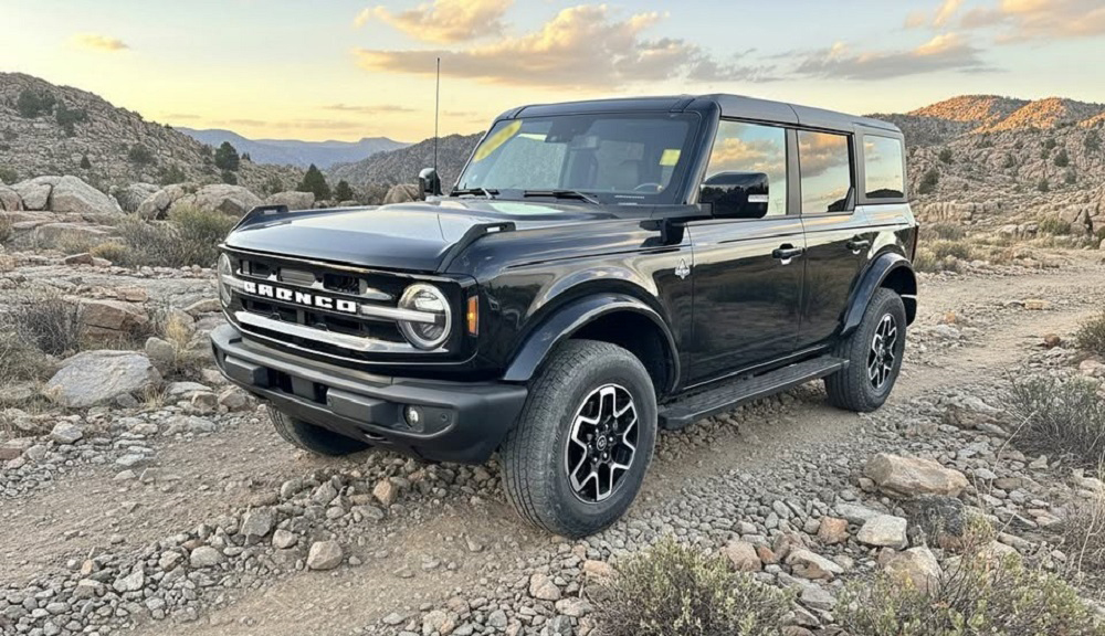 2023 Ford Bronco Outer Banks