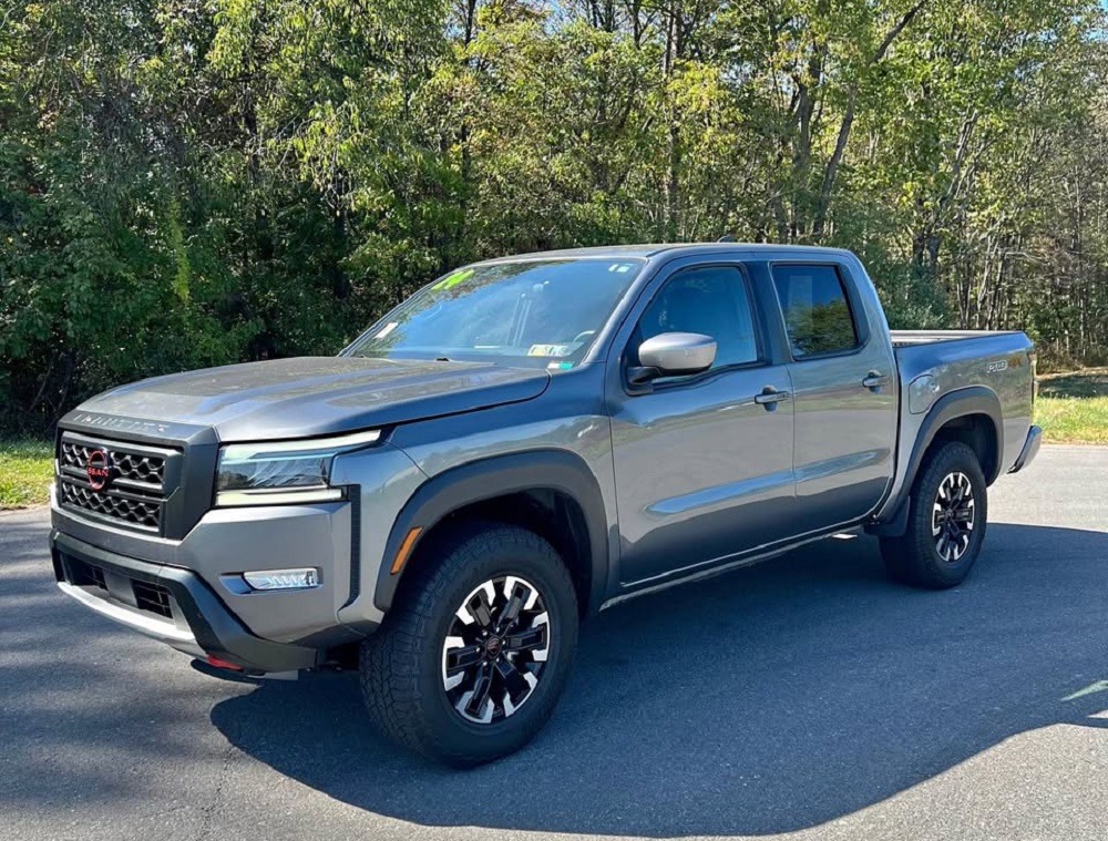 2024 Nissan Frontier Crew Cab PRO-4X Pickup 4D 5 ft bed