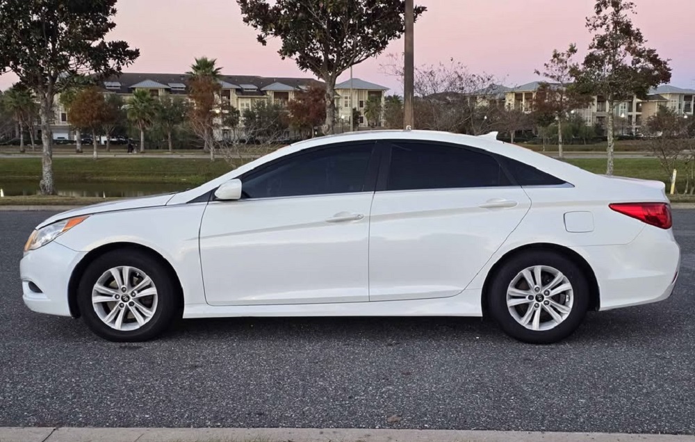 2014 Hyundai Sonata SE Sedan 4D