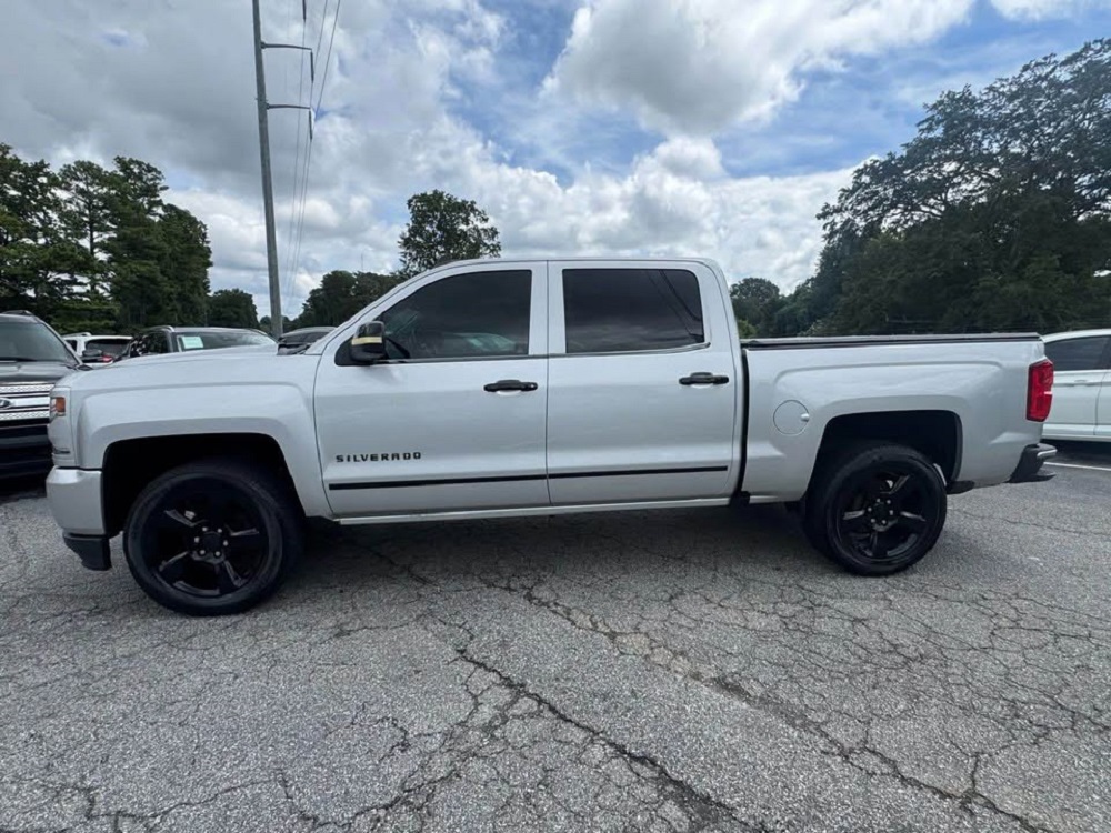 2016 Chevrolet Silverado 1500 Crew Cab Z71 LT Pickup 4D