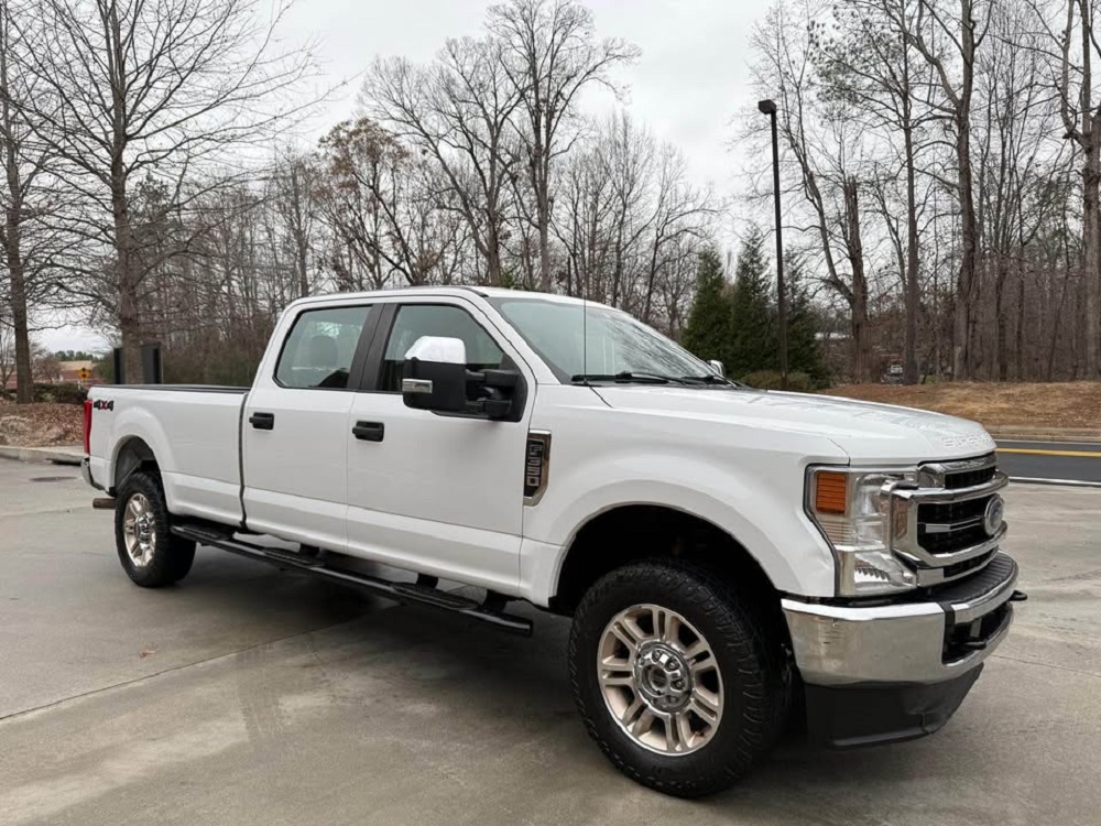 2020 Ford F-350 XLT Crew Cab 6.2L V8