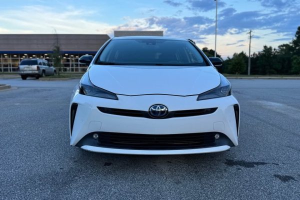 Are Toyota Prius Reliable? Real Failures, True Costs & Safe Years