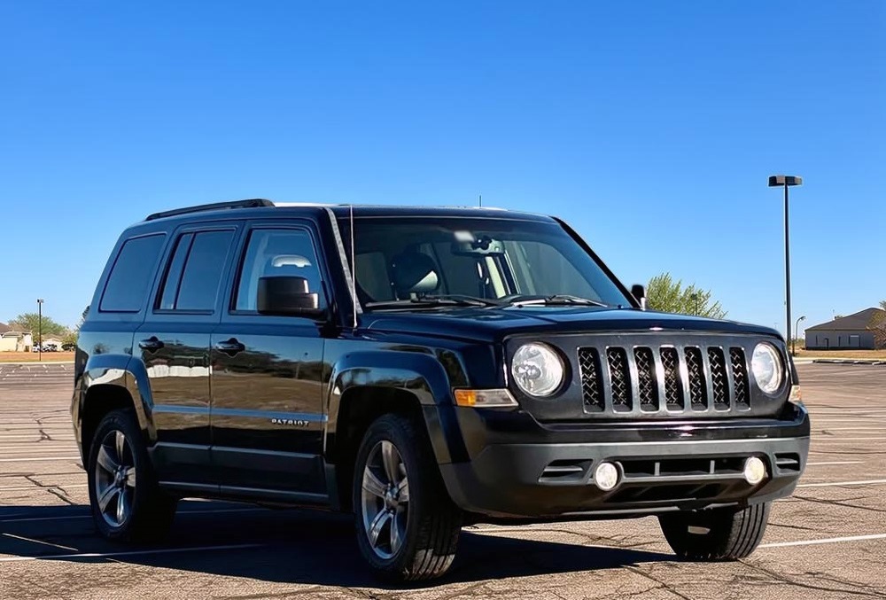 2015 Jeep Patriot Latitude Sport Utility