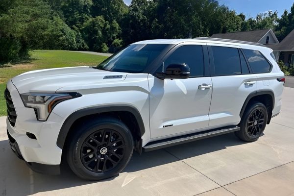 Toyota Sequoia Engine Problems: Timing Belt Failures, Oil Leaks & Hybrid Breakdowns