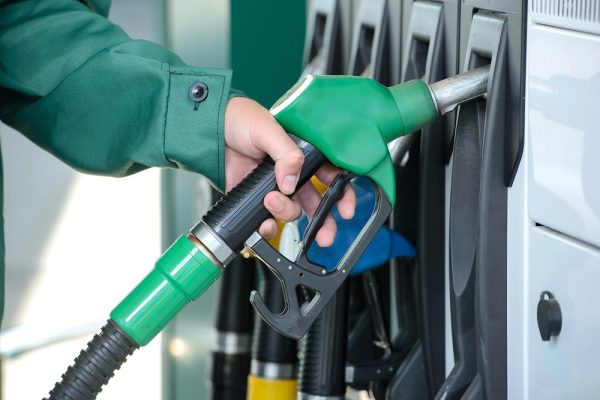 Shell Vs. BP Gas: Premium Claims, Pump Savings & Which Fuel Fits Better